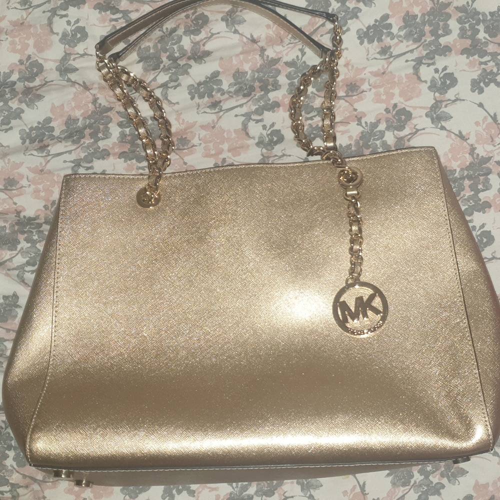 MK sussanah pale bag